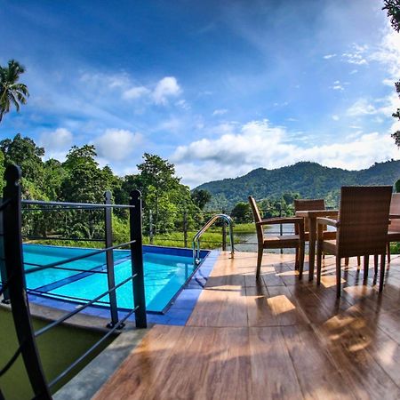 Huluganga Ridge, Kandy Karalliyadda Bagian luar foto