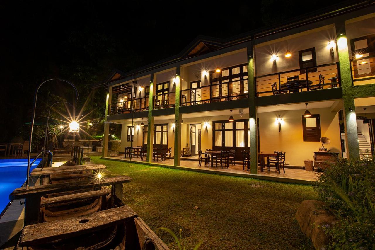 Huluganga Ridge, Kandy Karalliyadda Bagian luar foto