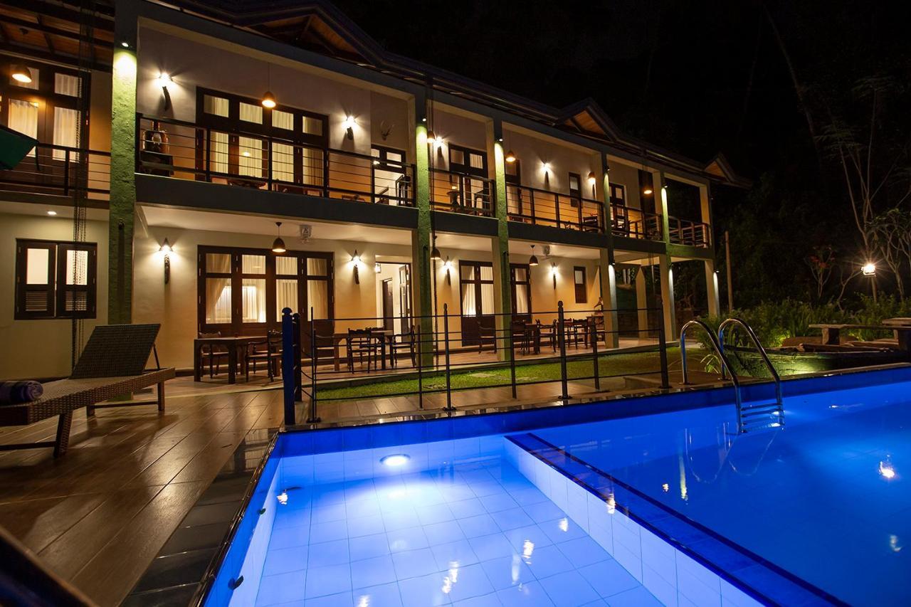 Huluganga Ridge, Kandy Karalliyadda Bagian luar foto